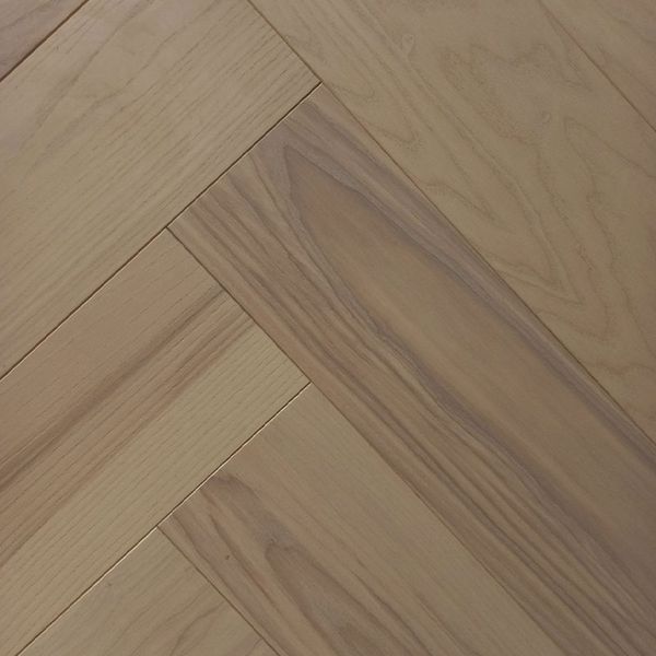 Паркетная доска Universe Дуб натур 55 /32 V4 BR OIL (herringbone)